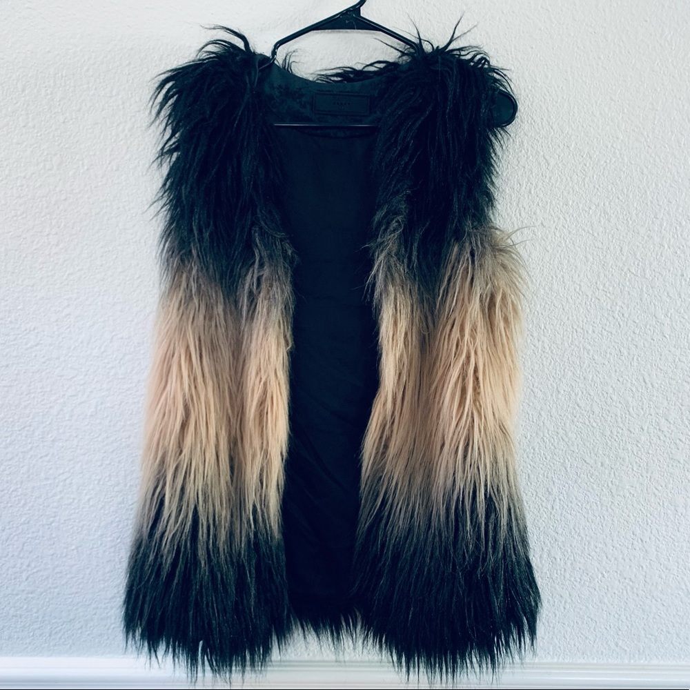 Blank NYC fur vest size small brown black